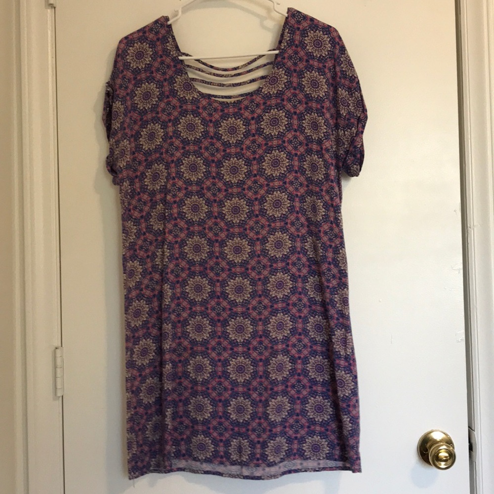 Dress with a very cute back